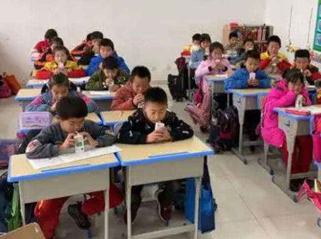 全部为了学生进一步触碰和感知到教师群体的价值追求和精力高度 全部为了学生进一步触碰和感知到教师群体的价值追求和精力高度